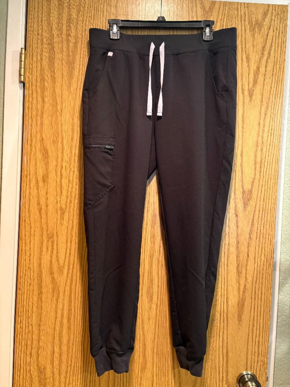 FIGS Zamora Jogger Scrub Pants Black Medium